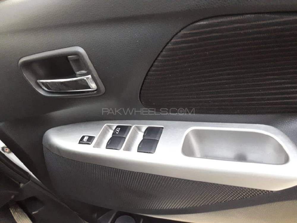 Nissan Dayz Highway Star 2015 for Sale in Karachi Nissan Dayz Highway Star 2015 for Sale in Karachi Image-6