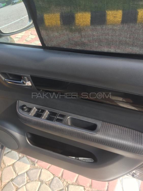 Suzuki Swift 2013 for Sale in Lahore Suzuki Swift 2013 for Sale in Lahore Image-6