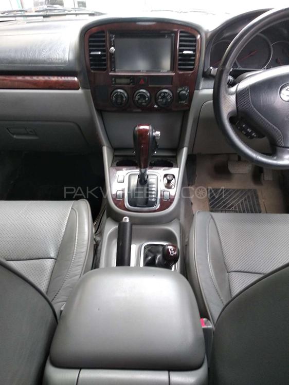 Suzuki Vitara 2005 for Sale in Lahore Suzuki Vitara 2005 for Sale in Lahore Image-11