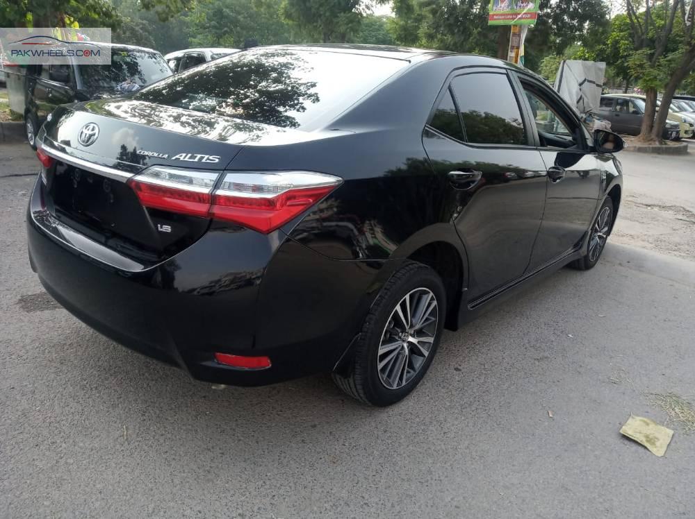 Toyota Corolla 2019 for Sale in Islamabad Toyota Corolla 2019 for Sale in Islamabad Image-4