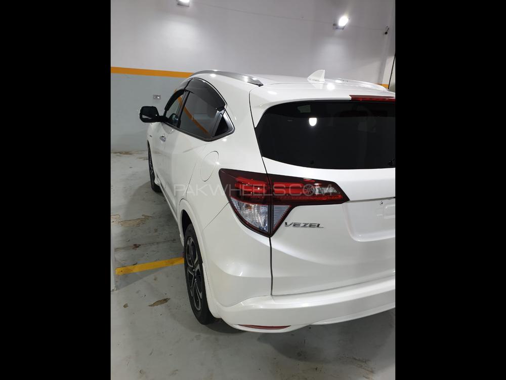 ہونڈا ویزِل 2017 for Sale in لاہور ہونڈا ویزِل 2017 for Sale in لاہور Image-6