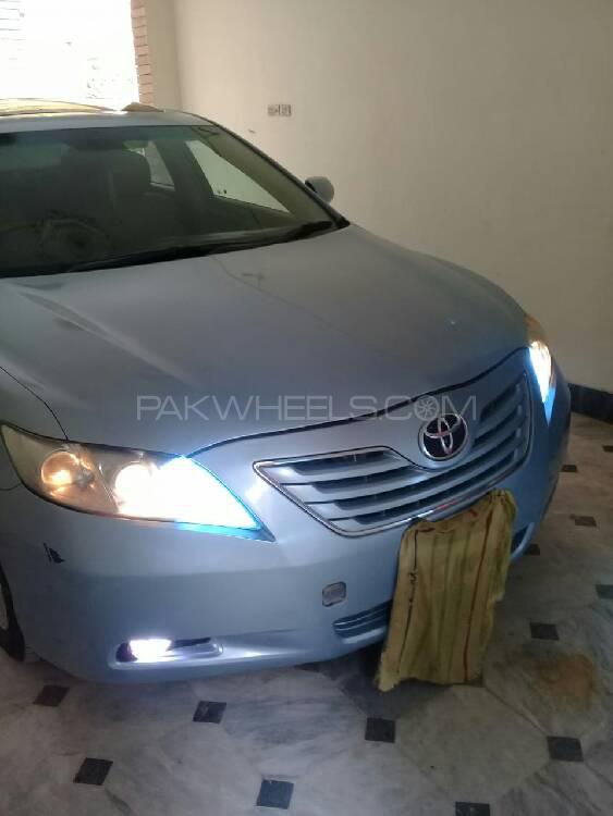 Toyota Camry 2007 for Sale in Peshawar Image-1