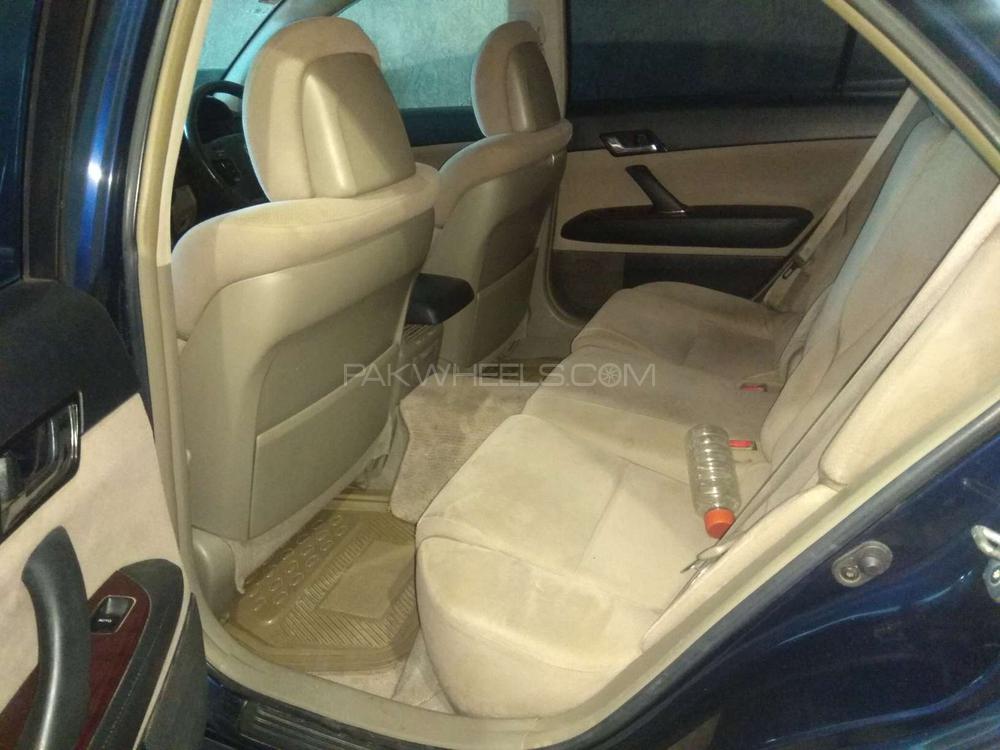 Toyota Mark X 2005 for Sale in Karachi Toyota Mark X 2005 for Sale in Karachi Image-10