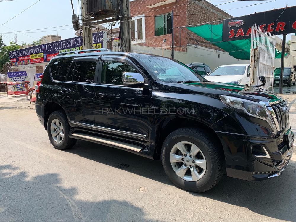 Toyota Prado 2013 for Sale in Lahore Toyota Prado 2013 for Sale in Lahore Image-3