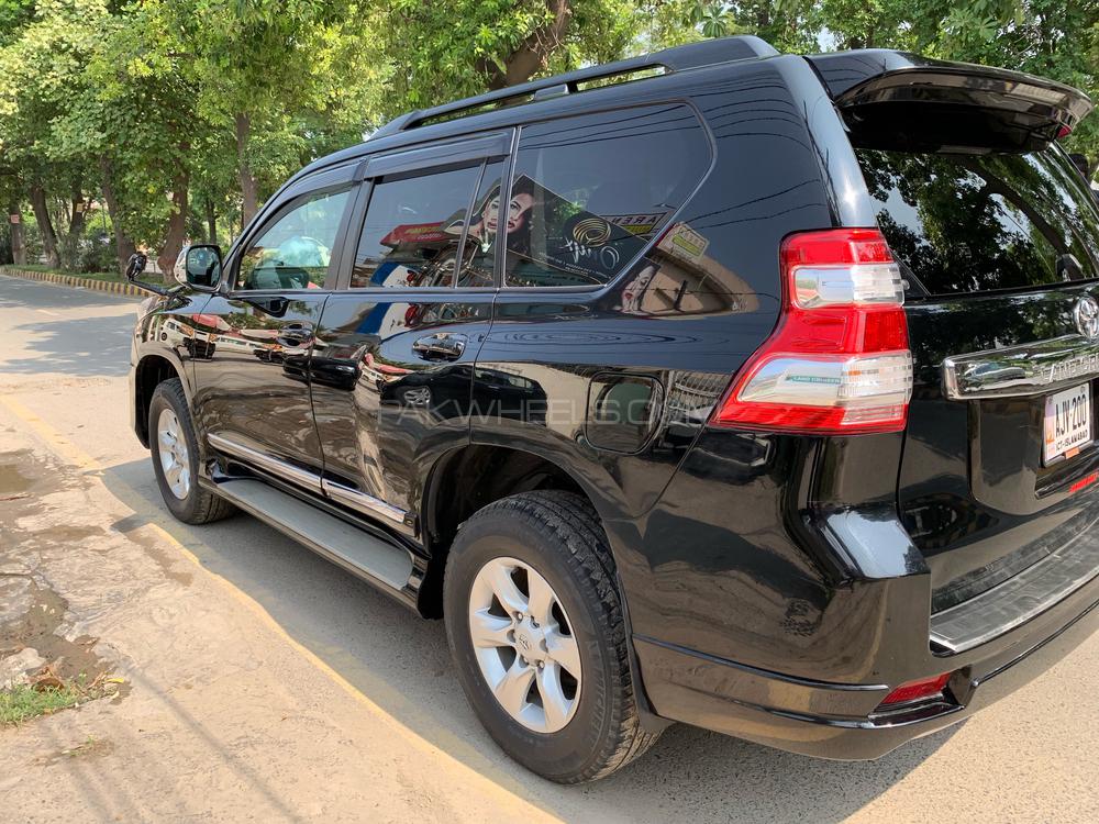 Toyota Prado 2013 for Sale in Lahore Toyota Prado 2013 for Sale in Lahore Image-5