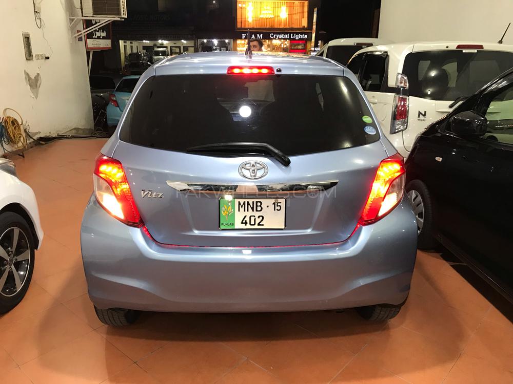 Toyota Vitz 2013 for Sale in Multan Toyota Vitz 2013 for Sale in Multan Image-7