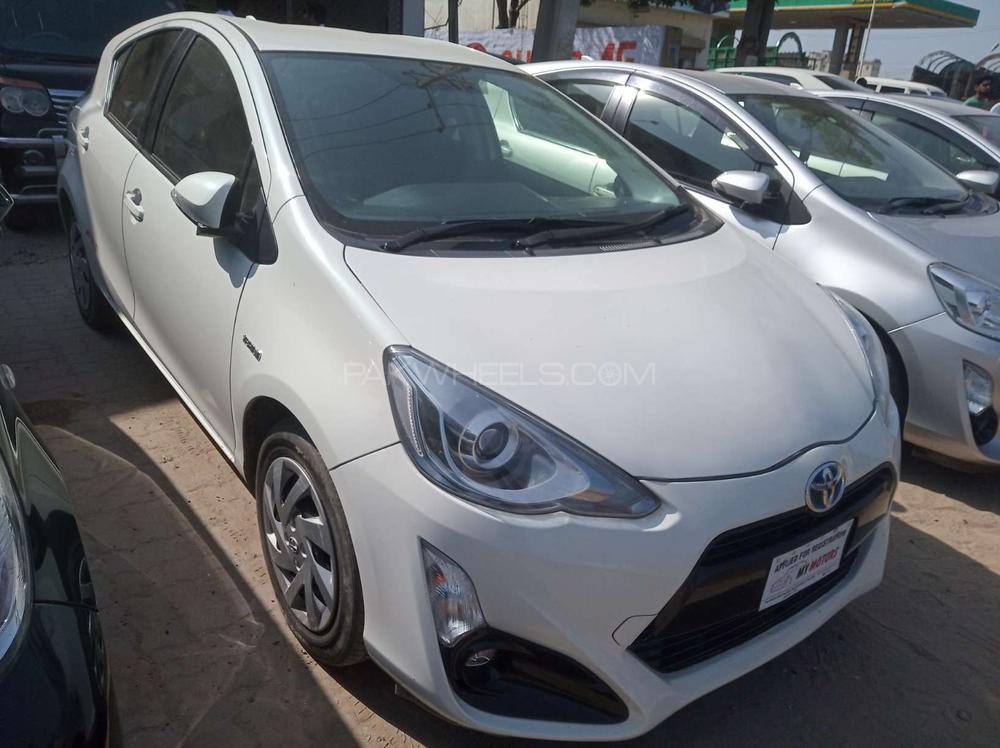 ٹویوٹا اکوا 2015 for Sale in گجرانوالہ ٹویوٹا اکوا 2015 for Sale in گجرانوالہ Image-2