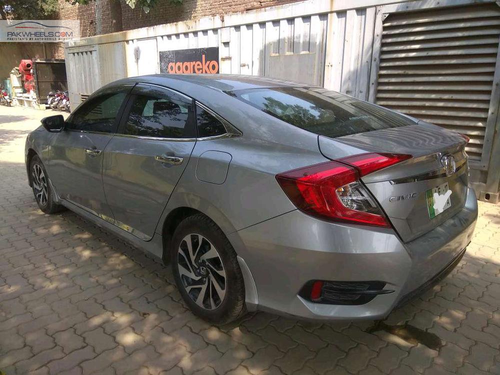 Honda Civic 2017 for Sale in Lahore Honda Civic 2017 for Sale in Lahore Image-8