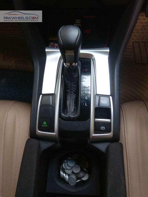 Honda Civic 2017 for Sale in Lahore Honda Civic 2017 for Sale in Lahore Image-17