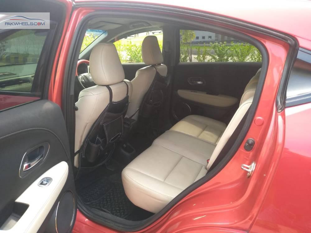 Honda Vezel 2015 for Sale in Islamabad Honda Vezel 2015 for Sale in Islamabad Image-16