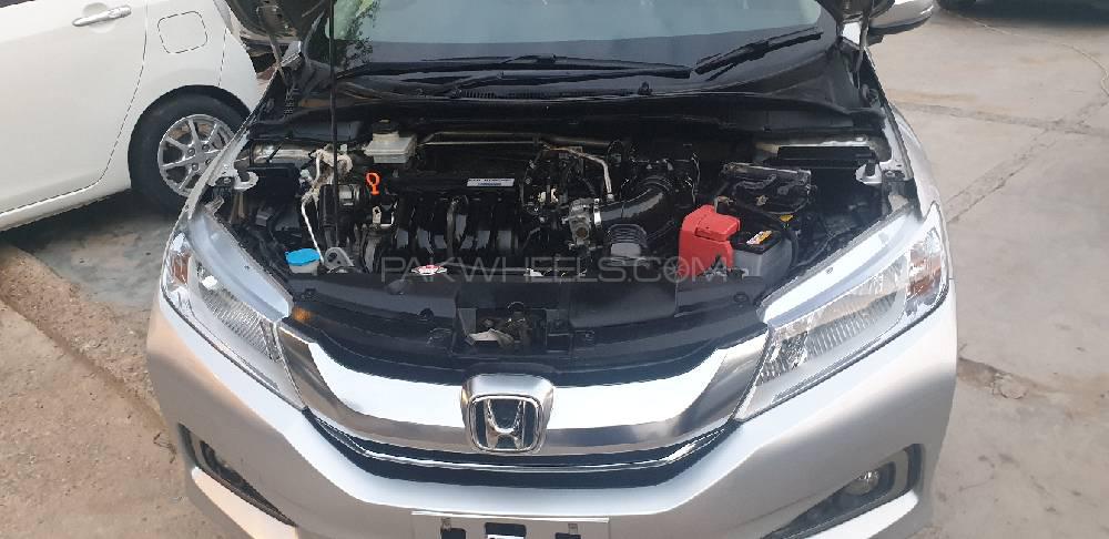Honda Grace Hybrid 2015 for Sale in Karachi Honda Grace Hybrid 2015 for Sale in Karachi Image-19