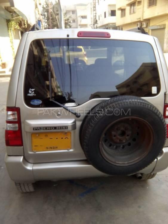 Mitsubishi Pajero Mini 2004 for Sale in Karachi Mitsubishi Pajero Mini 2004 for Sale in Karachi Image-6