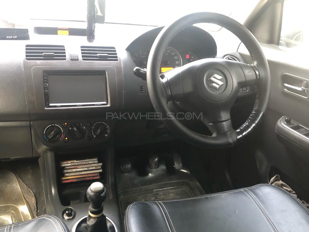Suzuki Swift 2010 for Sale in Karachi Suzuki Swift 2010 for Sale in Karachi Image-6