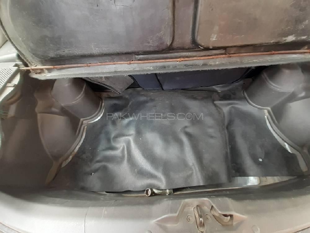 Suzuki Cultus 2001 for Sale in Lahore Suzuki Cultus 2001 for Sale in Lahore Image-4