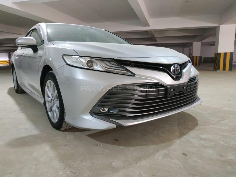 Toyota Camry 2017 for Sale in Multan Image-1