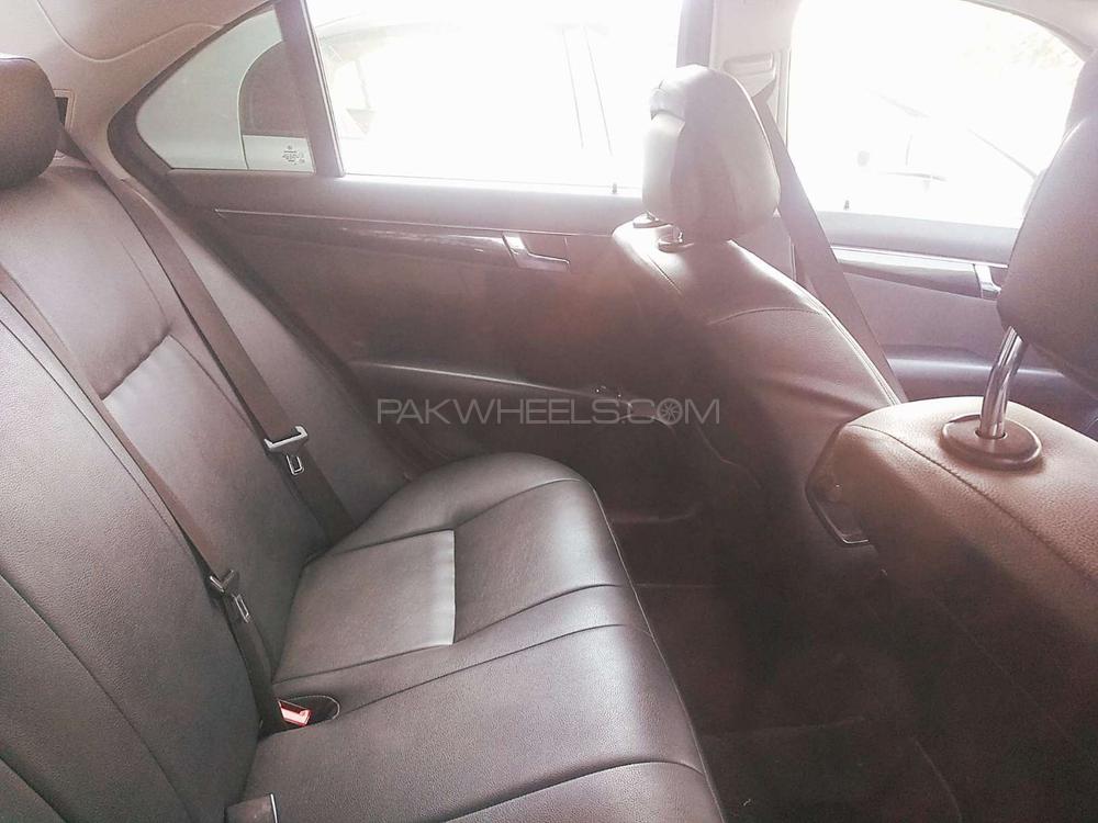 Mercedes Benz C Class 2009 for Sale in Rawalpindi Mercedes Benz C Class 2009 for Sale in Rawalpindi Image-12