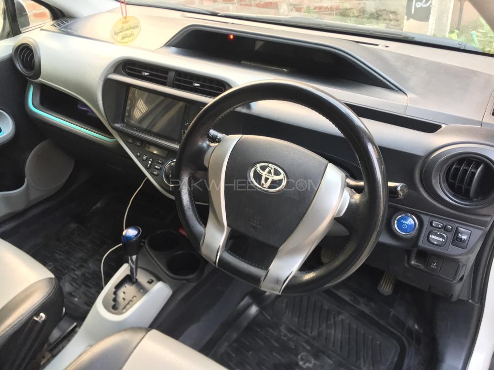Toyota Aqua 2012 for Sale in Lahore Toyota Aqua 2012 for Sale in Lahore Image-10
