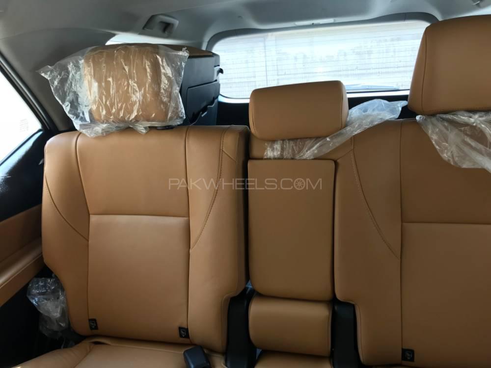 Toyota Fortuner 2018 for Sale in Lahore Toyota Fortuner 2018 for Sale in Lahore Image-4