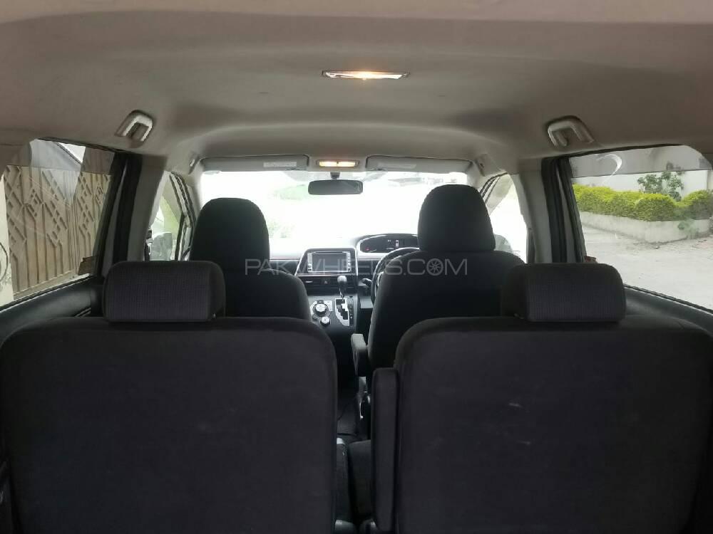 Toyota Sienta 2015 for Sale in Islamabad Image-1