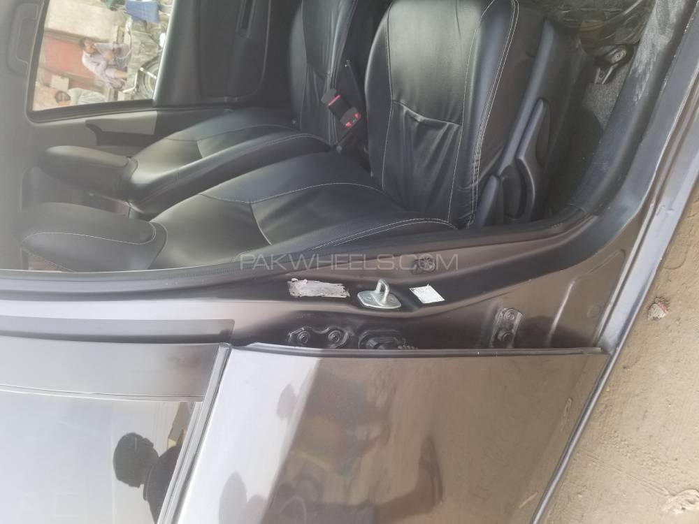 Toyota Vitz 2012 for Sale in Karachi Toyota Vitz 2012 for Sale in Karachi Image-12