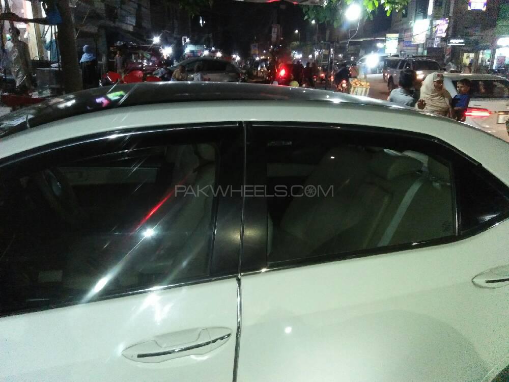 Toyota Corolla 2017 for Sale in Lahore Toyota Corolla 2017 for Sale in Lahore Image-8