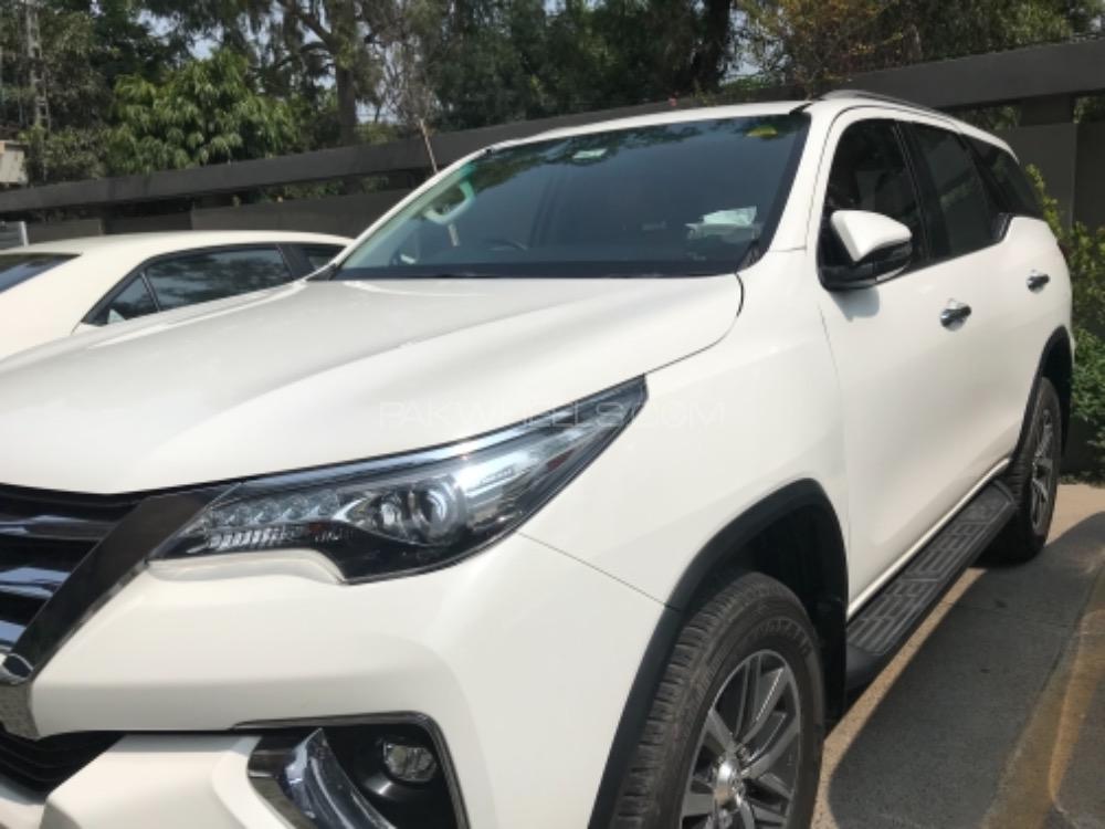 Toyota Fortuner 2018 for Sale in Lahore Toyota Fortuner 2018 for Sale in Lahore Image-10