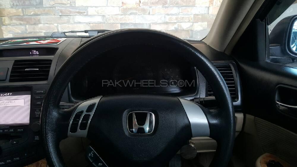 Honda Accord 2002 for Sale in Lahore Honda Accord 2002 for Sale in Lahore Image-7