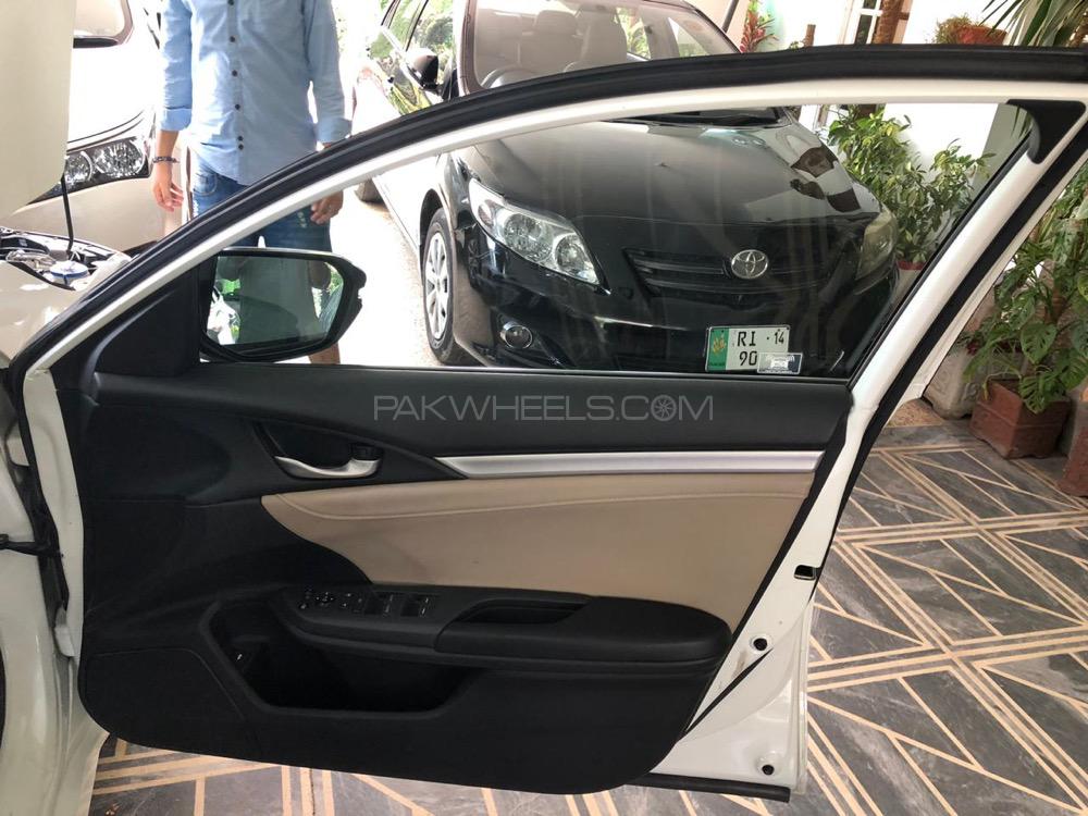 Honda Civic 2017 for Sale in Rawalpindi Honda Civic 2017 for Sale in Rawalpindi Image-12