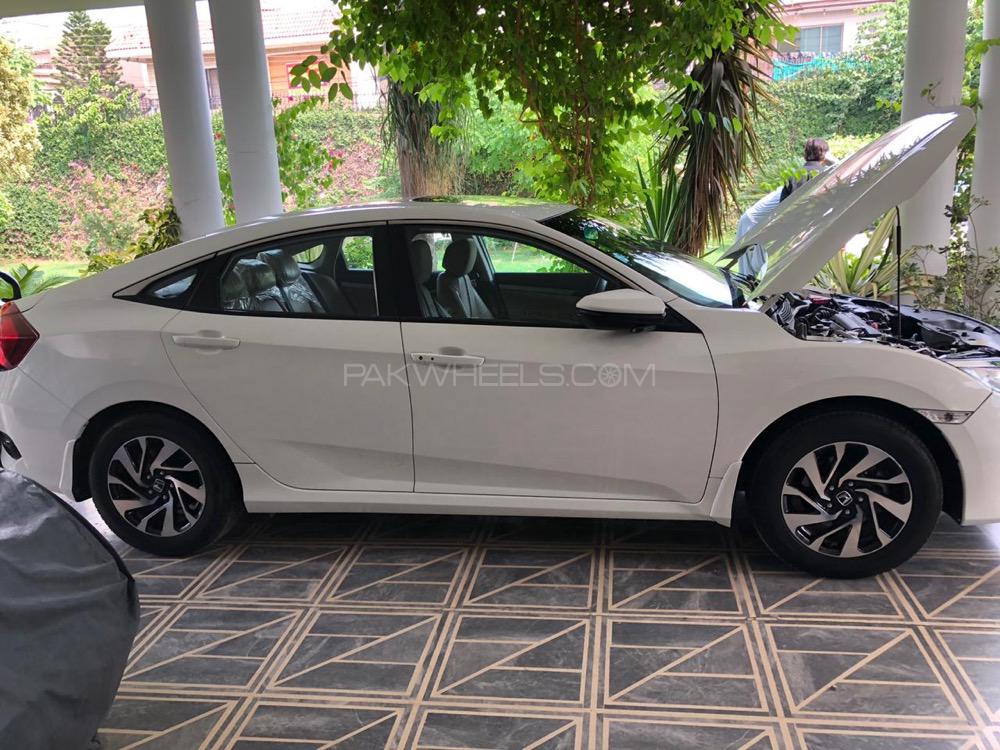 Honda Civic 2017 for Sale in Rawalpindi Honda Civic 2017 for Sale in Rawalpindi Image-10