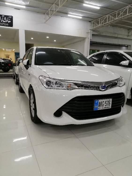 Toyota Corolla Axio 2015 for Sale in Peshawar Toyota Corolla Axio 2015 for Sale in Peshawar Image-2
