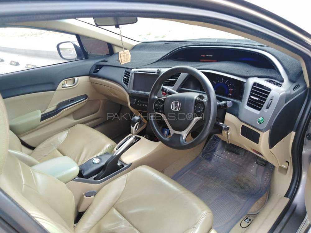 Honda Civic 2014 for Sale in Karachi Honda Civic 2014 for Sale in Karachi Image-9