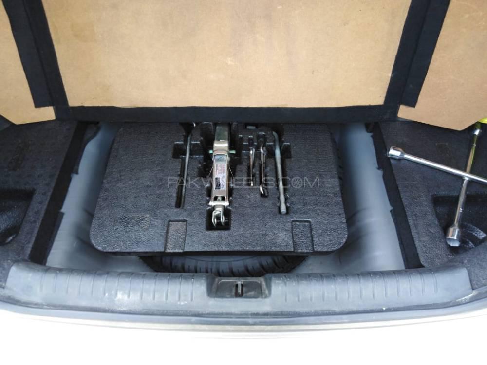 Honda Civic 2014 for Sale in Karachi Honda Civic 2014 for Sale in Karachi Image-11