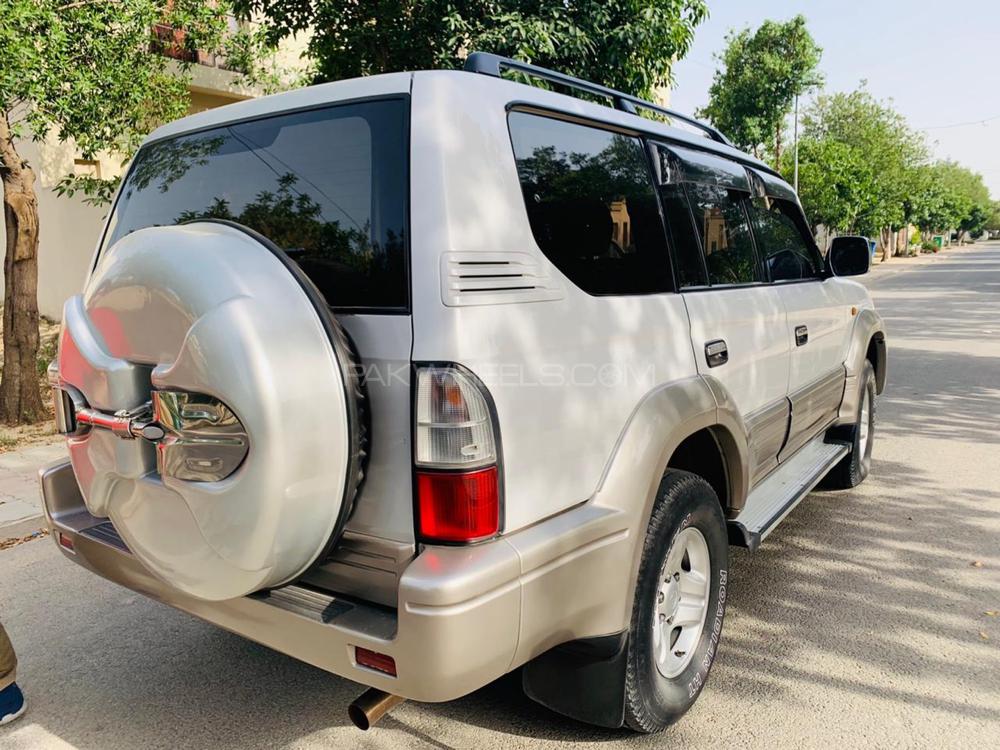 Toyota Prado 2002 for Sale in Sargodha Toyota Prado 2002 for Sale in Sargodha Image-8
