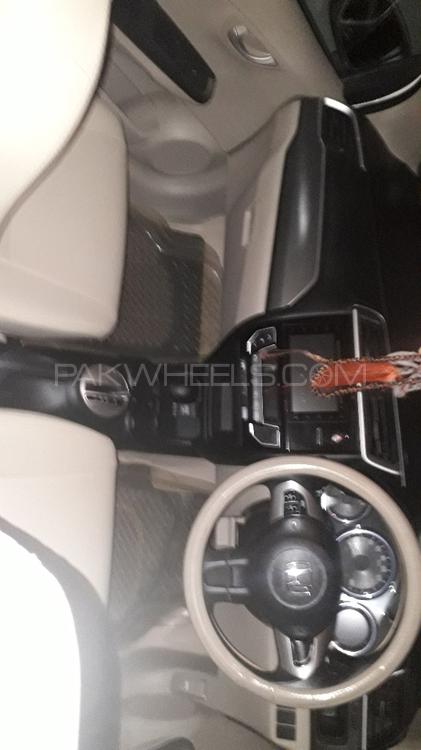 Honda BR-V 2017 for Sale in Multan Honda BR-V 2017 for Sale in Multan Image-6