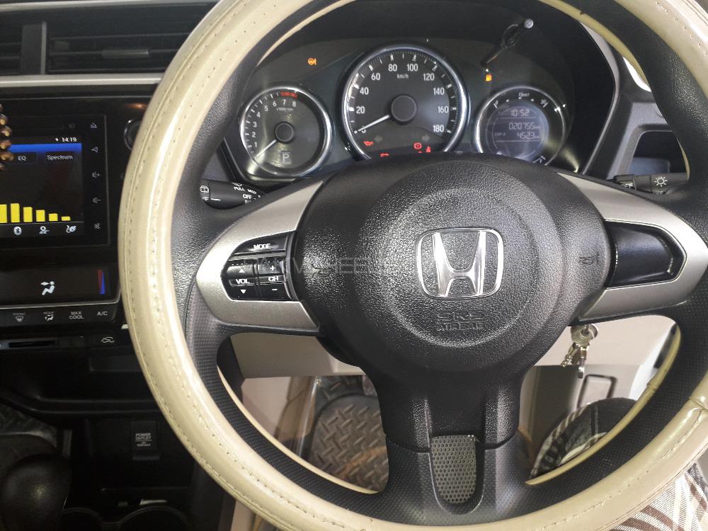 Honda BR-V 2017 for Sale in Multan Honda BR-V 2017 for Sale in Multan Image-10