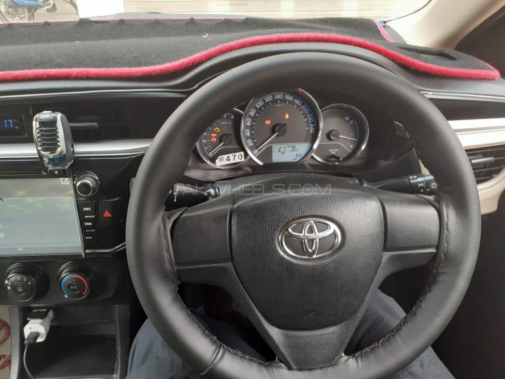 Toyota Corolla 2014 for Sale in Lahore Toyota Corolla 2014 for Sale in Lahore Image-10