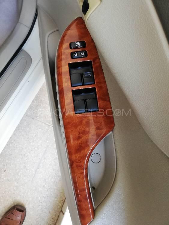 Toyota Corolla 2011 for Sale in Multan Toyota Corolla 2011 for Sale in Multan Image-10