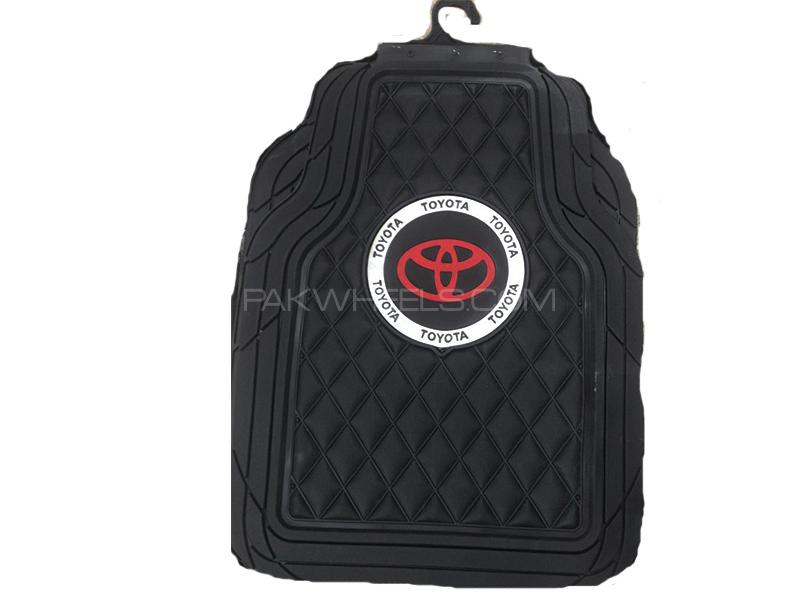 Universal Rubber Floor Mat Black - Toyota Image-1