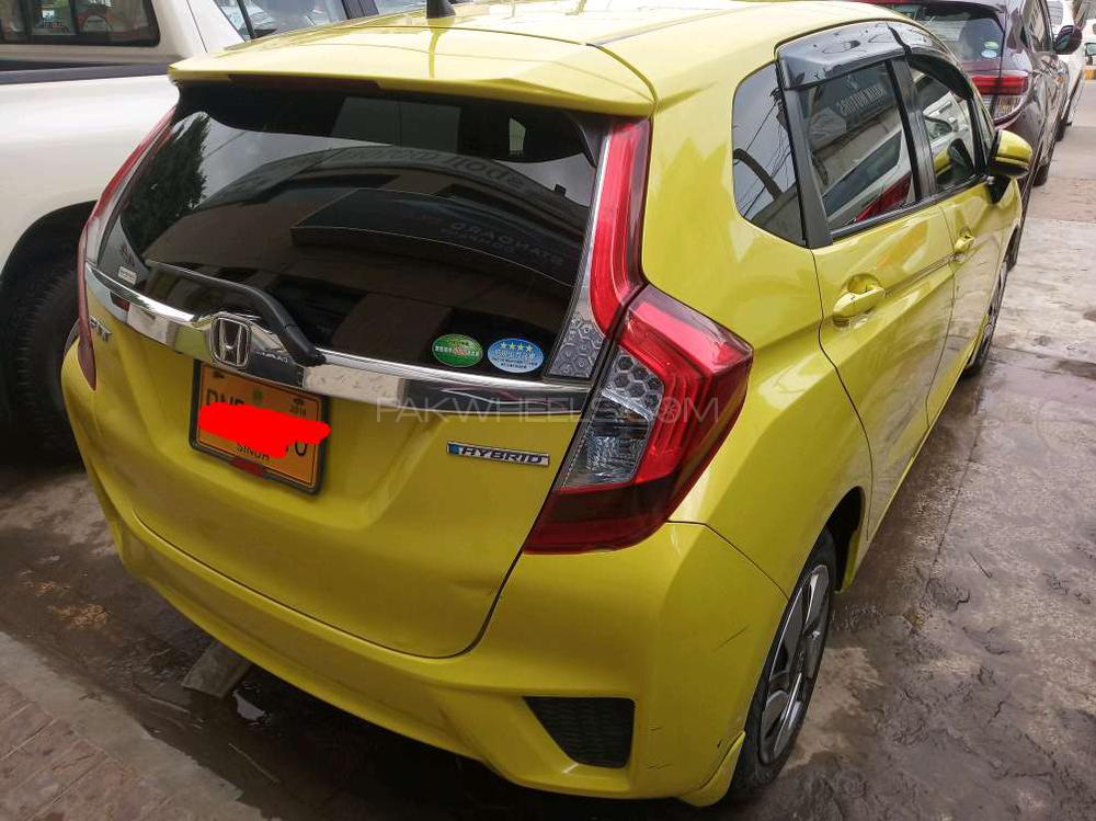 Honda Fit 2015 for Sale in Karachi Honda Fit 2015 for Sale in Karachi Image-15