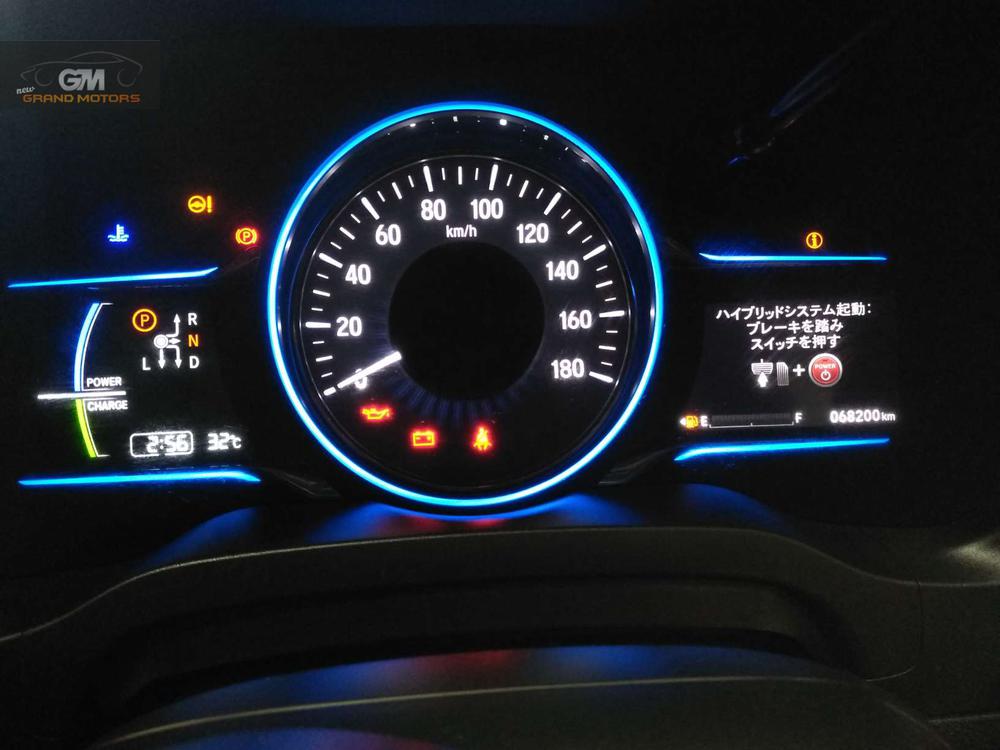 Honda Vezel 2015 for Sale in Karachi Honda Vezel 2015 for Sale in Karachi Image-4