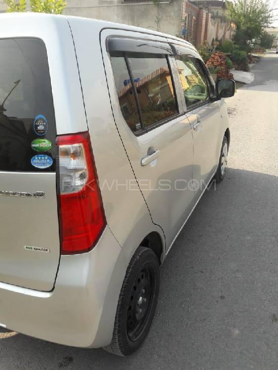 سوزوکی ویگن آر 2015 for Sale in پشاور سوزوکی ویگن آر 2015 for Sale in پشاور Image-10