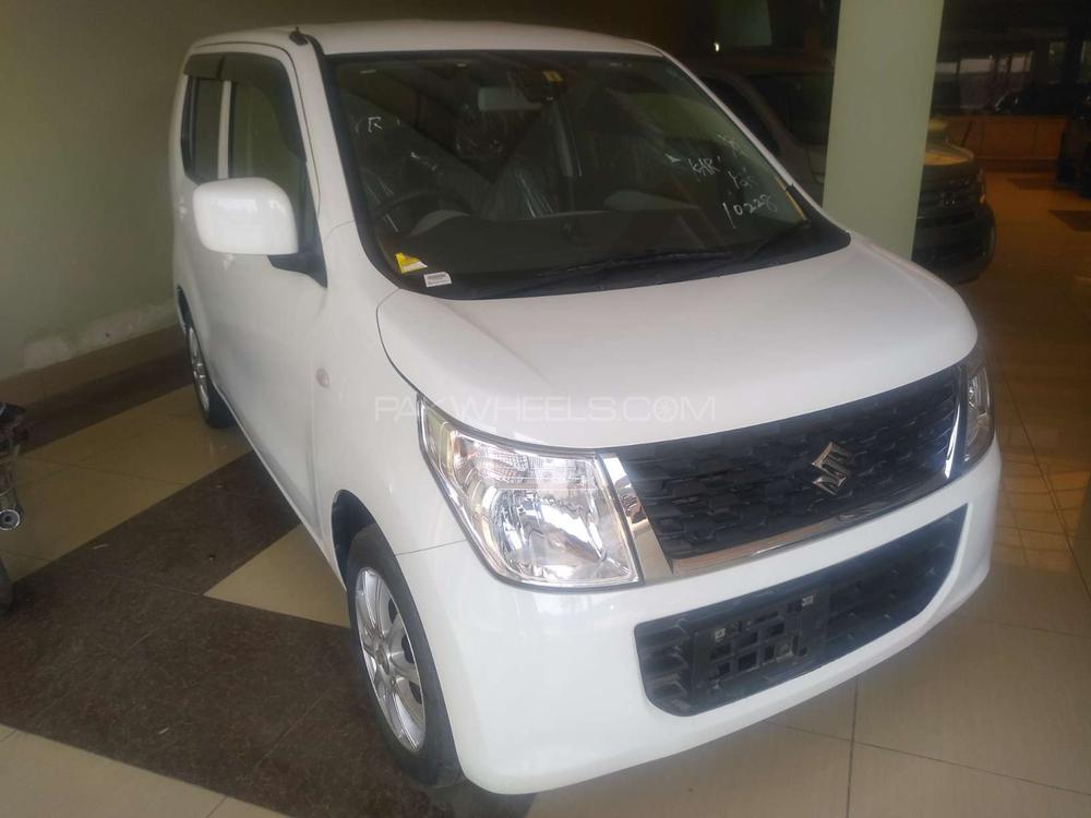Suzuki Wagon R 2015 for Sale in Multan Suzuki Wagon R 2015 for Sale in Multan Image-2