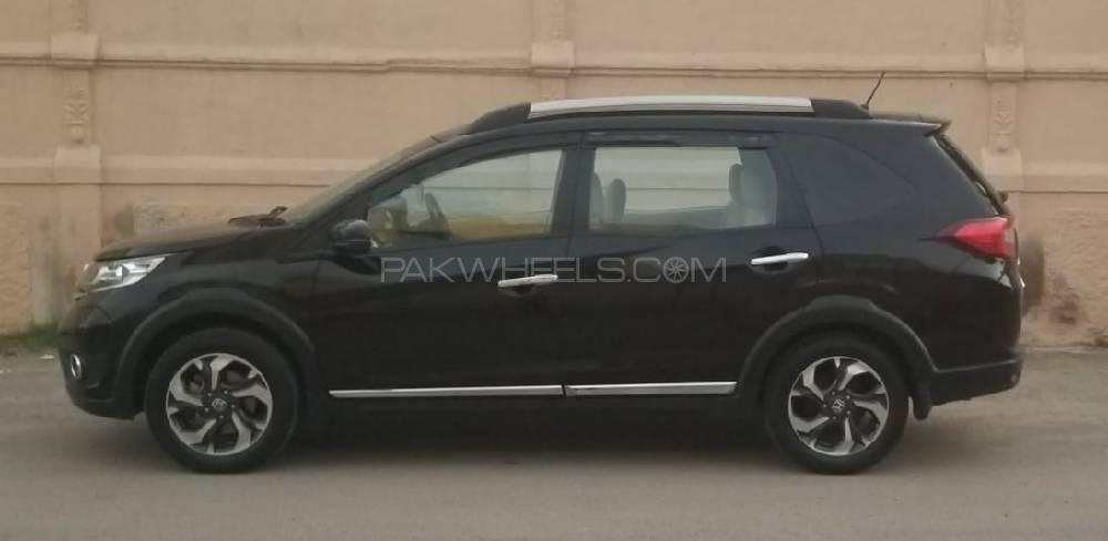 Honda BR-V 2017 for Sale in Karachi Honda BR-V 2017 for Sale in Karachi Image-7