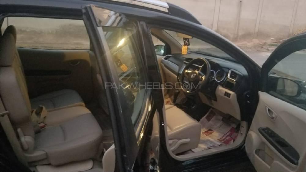 Honda BR-V 2017 for Sale in Karachi Honda BR-V 2017 for Sale in Karachi Image-13