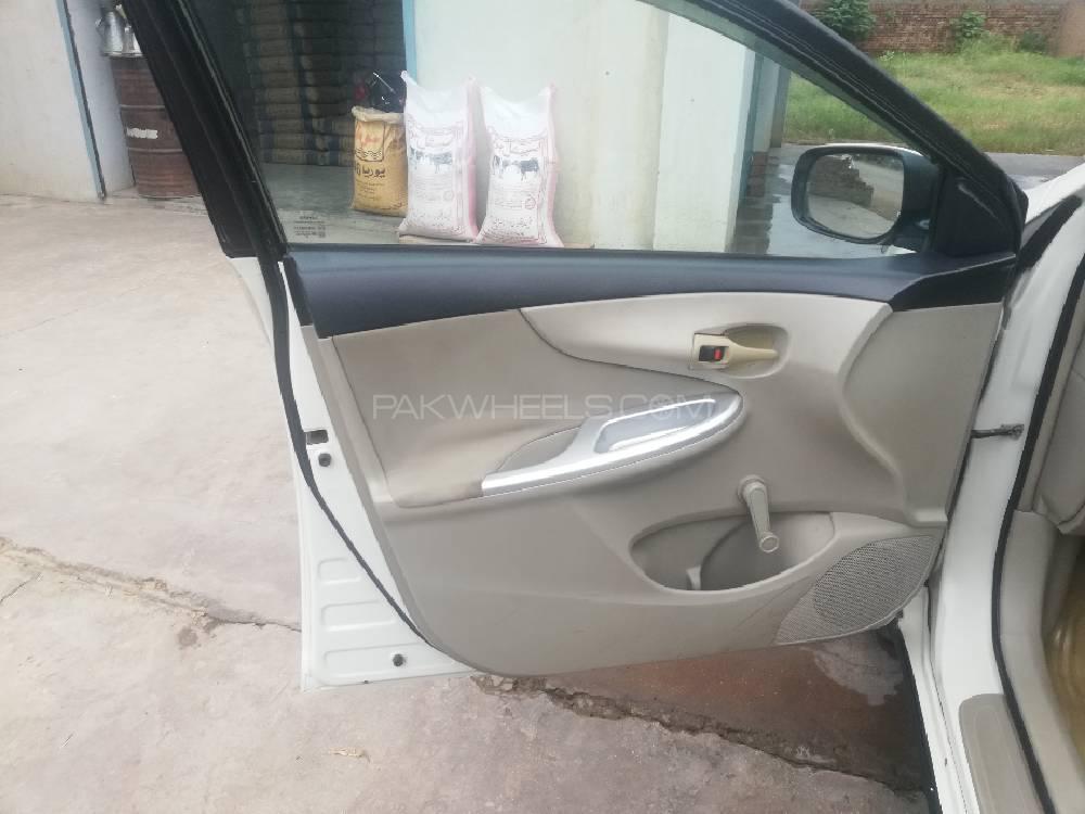 Toyota Corolla 2014 for Sale in Mandi bahauddin Toyota Corolla 2014 for Sale in Mandi bahauddin Image-11