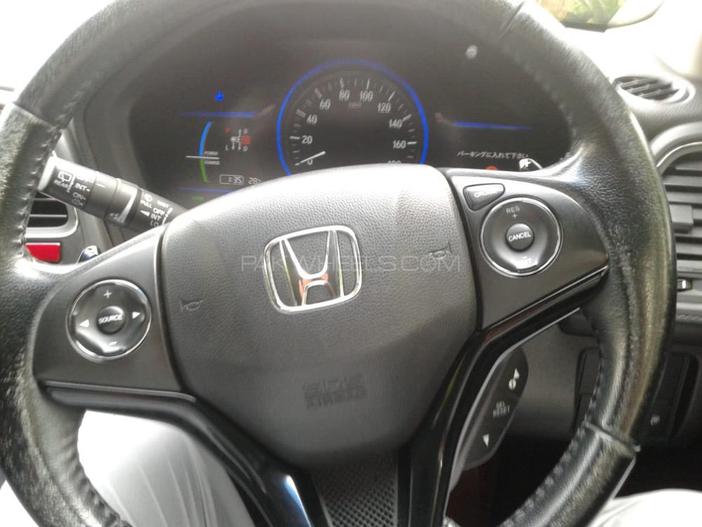Honda Vezel 2014 for Sale in Gujrat Image-1
