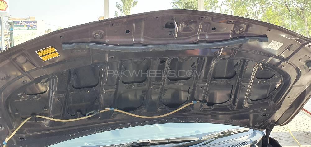 Toyota Corolla 2013 for Sale in Dera ismail khan Toyota Corolla 2013 for Sale in Dera ismail khan Image-9