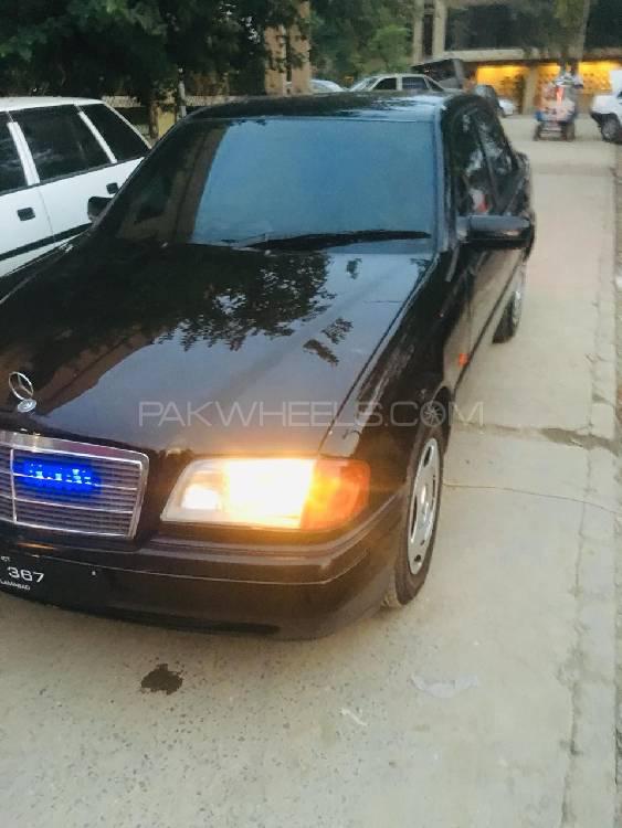 مرسڈیز بینز سی کلاس 1993 for Sale in اسلام آباد مرسڈیز بینز سی کلاس 1993 for Sale in اسلام آباد Image-4