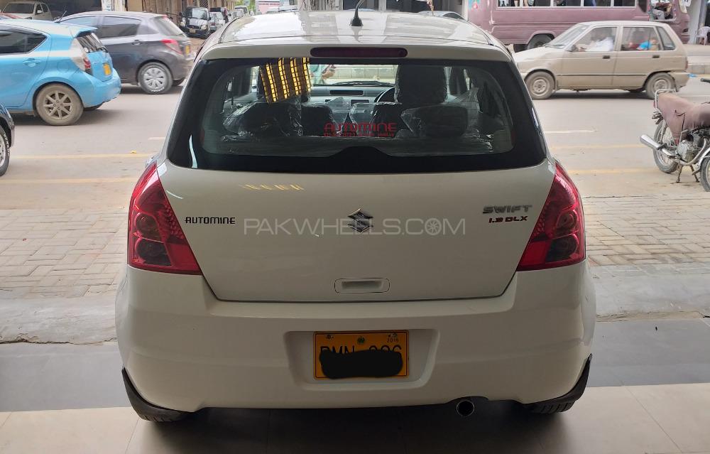 Suzuki Swift 2018 for Sale in Karachi Suzuki Swift 2018 for Sale in Karachi Image-2