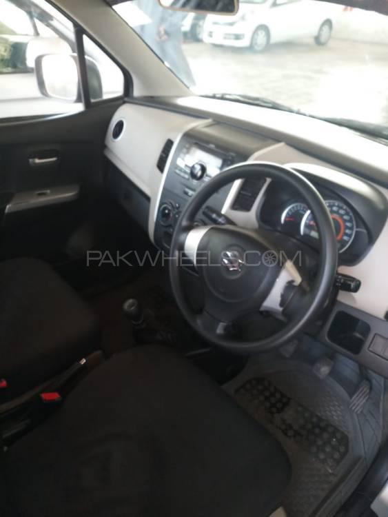 Suzuki Wagon R 2015 for Sale in Peshawar Suzuki Wagon R 2015 for Sale in Peshawar Image-2